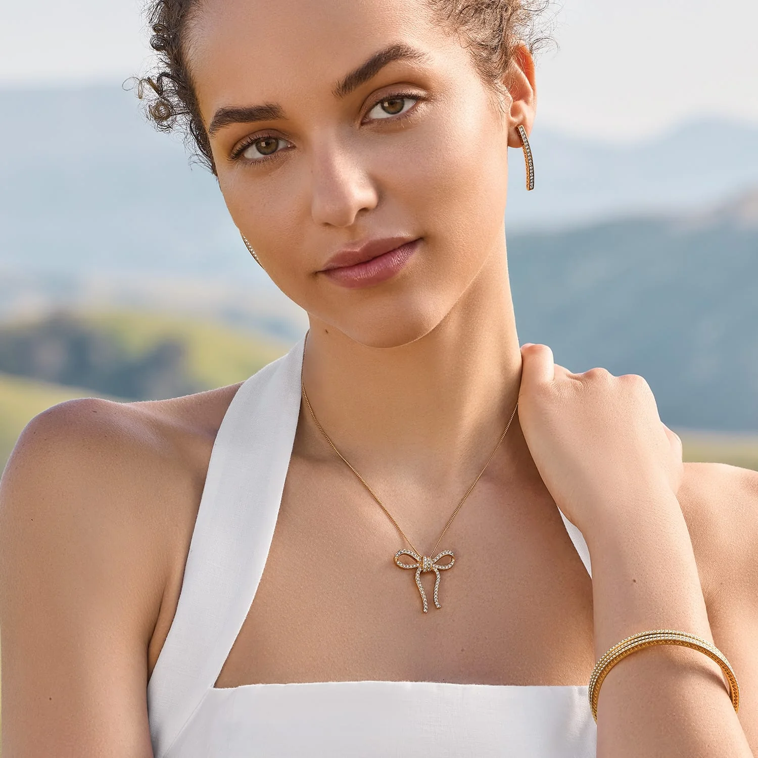 Illumina Bow Necklace - Image 9