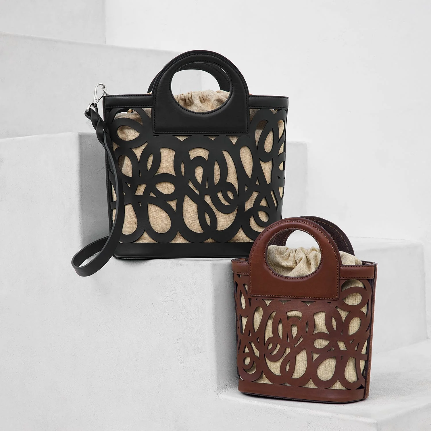 Skribbel Small Tote - Image 4